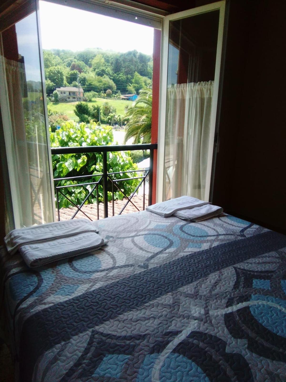 Pension Casa Pepe Soto De Cangas Eksteriør billede